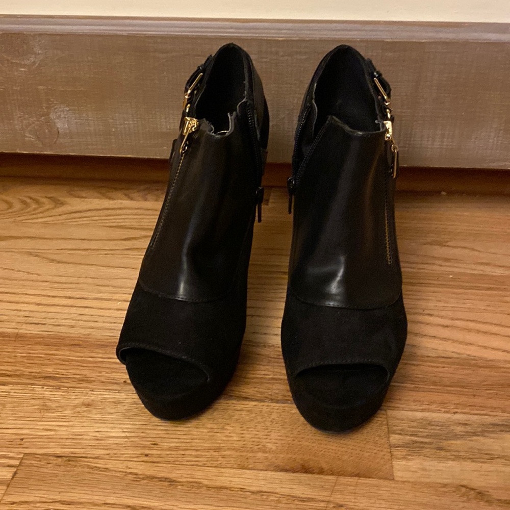 Guess black platform stiletto booties
